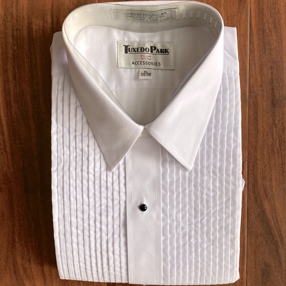 NWT tuxedo lay down pleated white shirt by Tuxedo Park for men